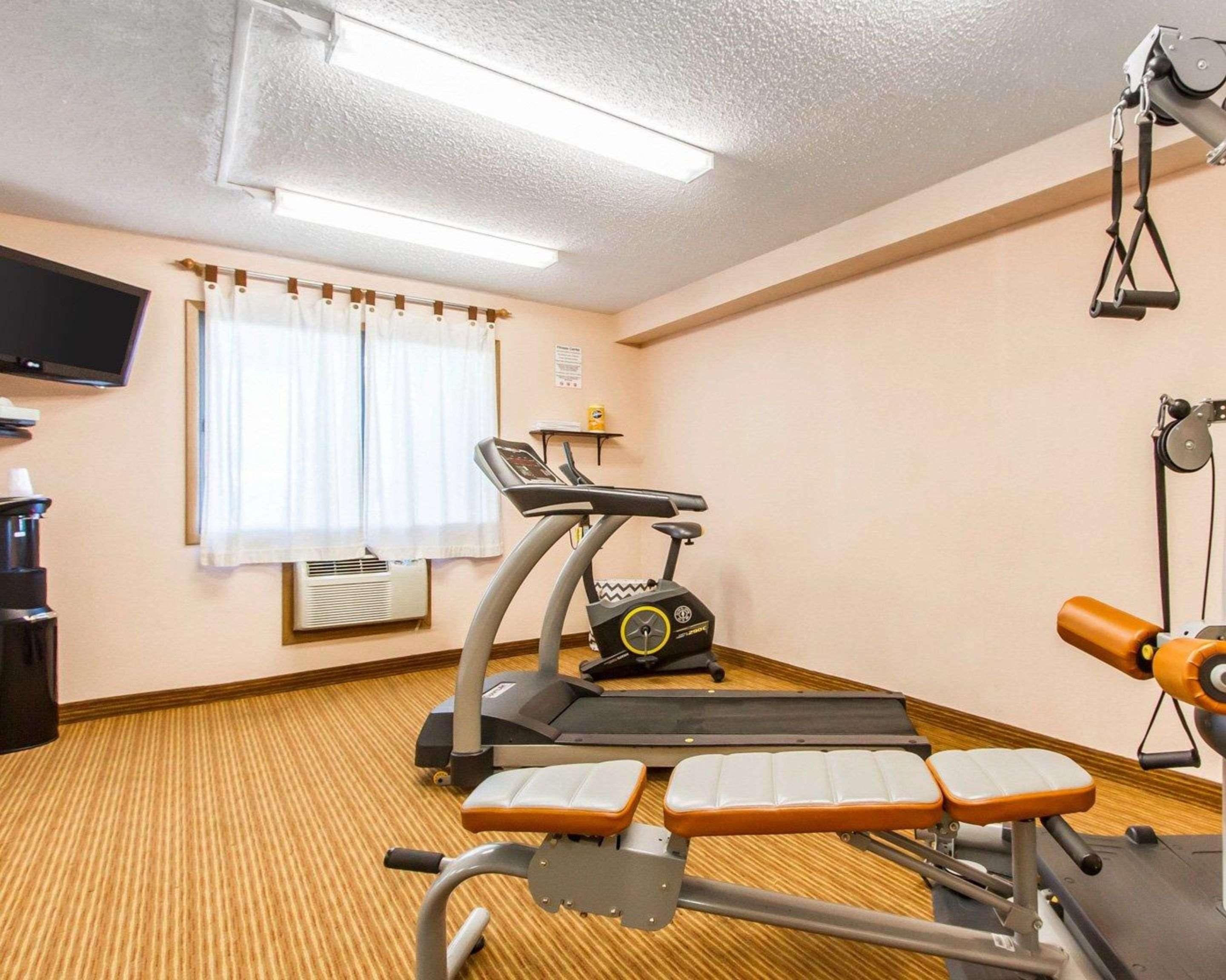 Quality Inn & Suites Ottumwa North Εξωτερικό φωτογραφία